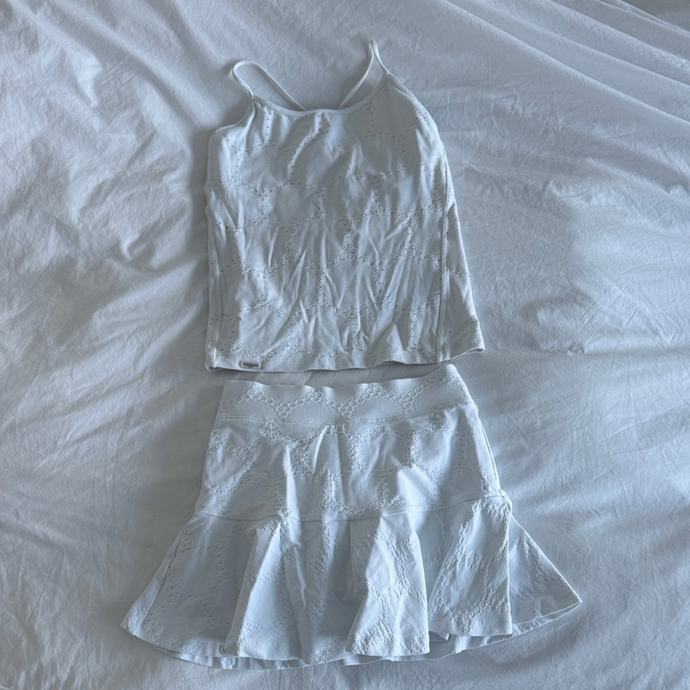 L’ETOILE Tennis Set- White Eyelet